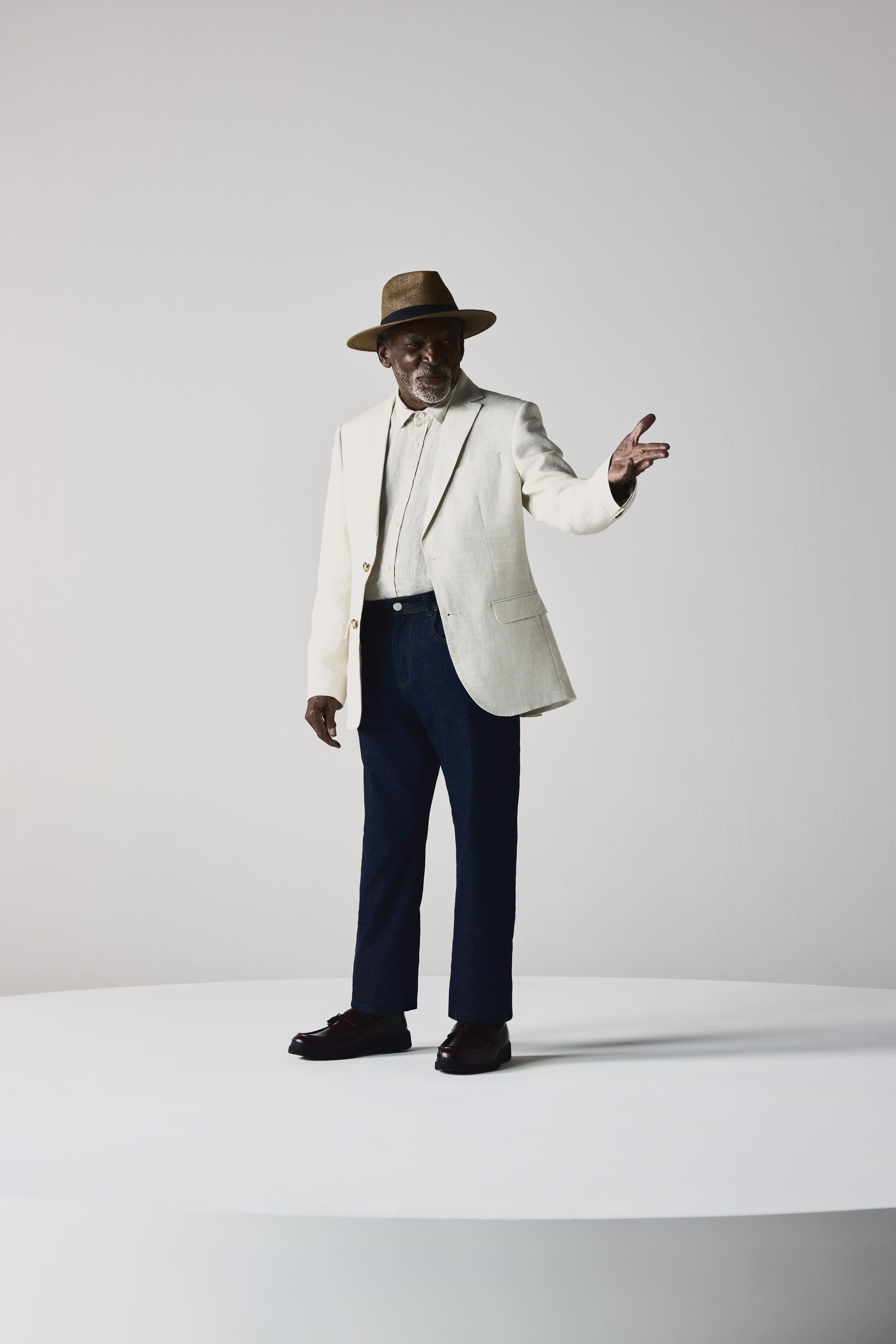 Antonio Pitanga para Oriba